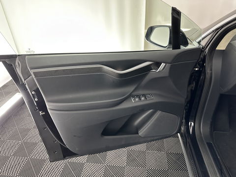 Tesla Model X 100D AWD [ 6-pers ] [ 3-Fase ] Aut. *PANO | AUTO-PILOT | TOWBAR | AIR-SUSPENSION | FULL-LED | NAPPA-SOFT-LEATHER | KEYLESS | APP.CONNECT | CRUISE | DAB | LANE-ASSIST | DIGI-COCKPIT | SURROUND-VIEW | COMFORT-SEATS | 20"ALU*