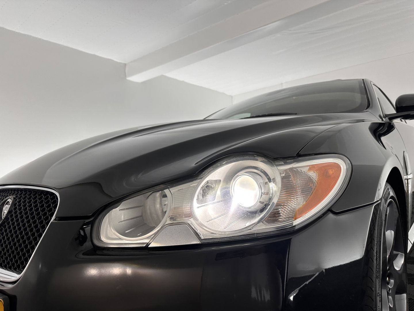 Jaguar XF 3.0D S 275 Pace 75 Anniversary Aut. *PANO | FULL-LEATHER | BI-XENON | BLINDSPOT | NAVI-FULLMAP | SPORT-SEATS  | ECC | SHIFT-PADDLES | KEYLESS | PDC | MEMORY-PACK | CRUISE | 20''ALU*