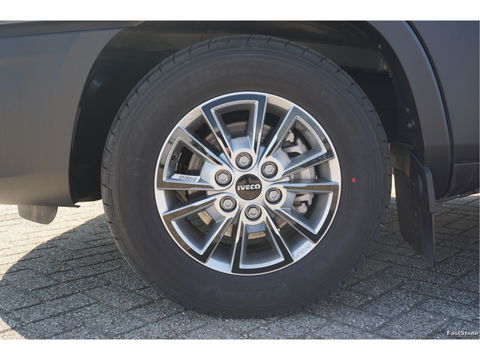 Iveco Daily 35S18 3.0 L4H2 Hi-Matic BPM VRIJ!! Clima, ACC, Navi, Cam, LM Velg Trekhaak!! NR. 551
