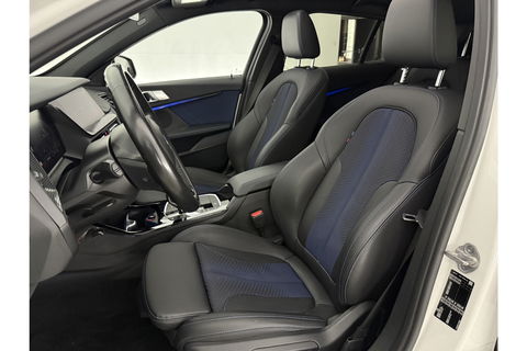 BMW 1-serie 118i M-Sport 141PK  Pano Carplay Sfeer Virtual LED Clima Camera Cruise Navi Memory-Seat PDC 17"LMV