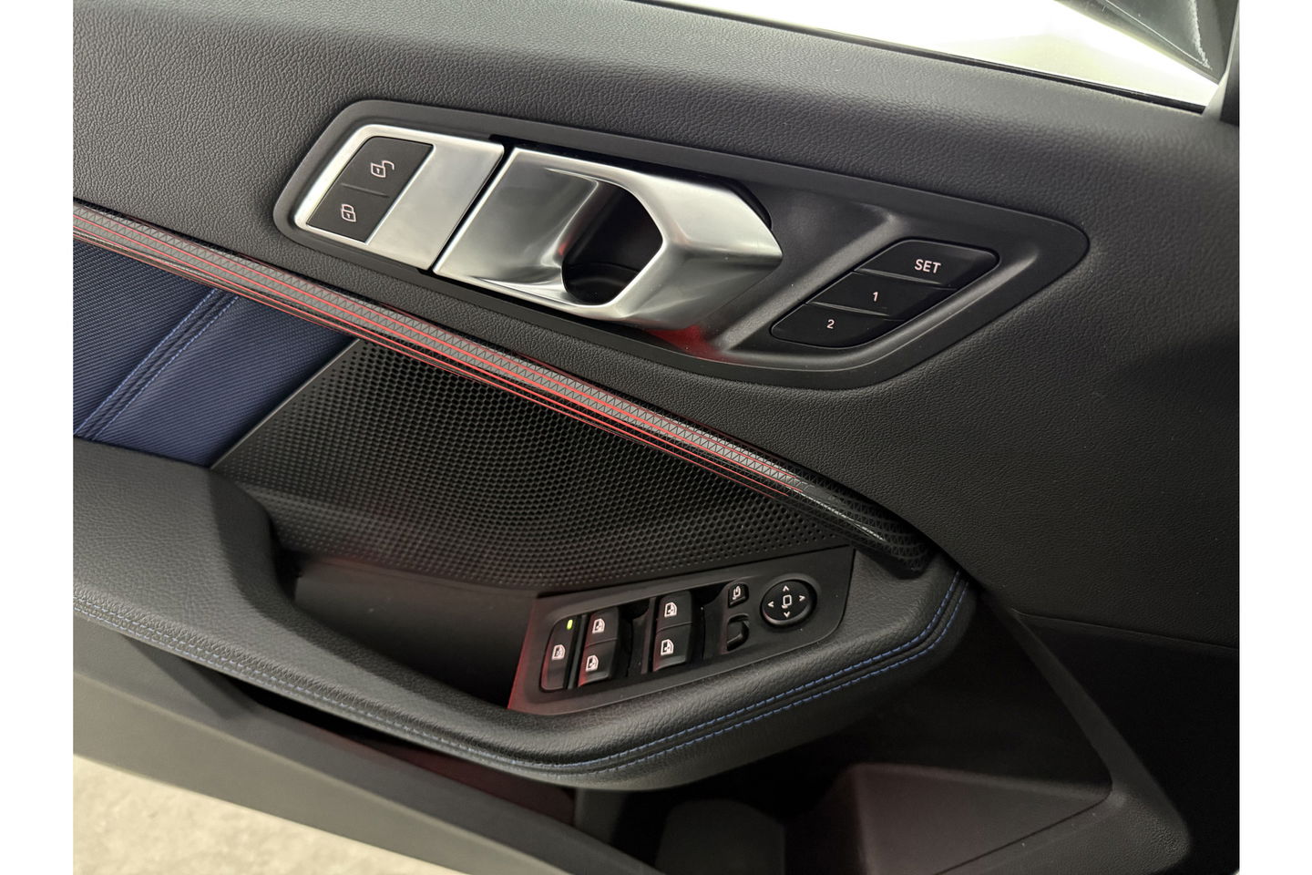BMW 1-serie 118i M-Sport 141PK  Pano Carplay Sfeer Virtual LED Clima Camera Cruise Navi Memory-Seat PDC 17"LMV