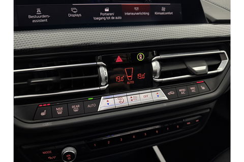BMW 1-serie 118i M-Sport 141PK  Pano Carplay Sfeer Virtual LED Clima Camera Cruise Navi Memory-Seat PDC 17"LMV