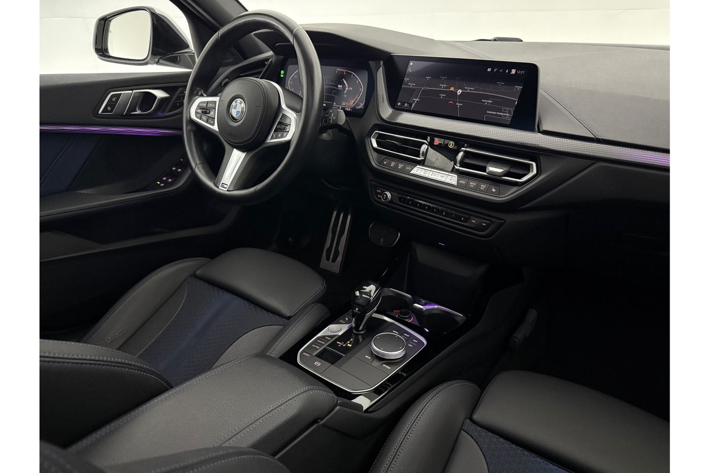 BMW 1-serie 118i M-Sport 141PK  Pano Carplay Sfeer Virtual LED Clima Camera Cruise Navi Memory-Seat PDC 17"LMV