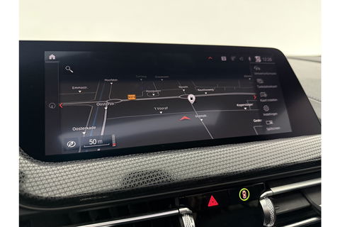 BMW 1-serie 118i M-Sport 141PK  Pano Carplay Sfeer Virtual LED Clima Camera Cruise Navi Memory-Seat PDC 17"LMV