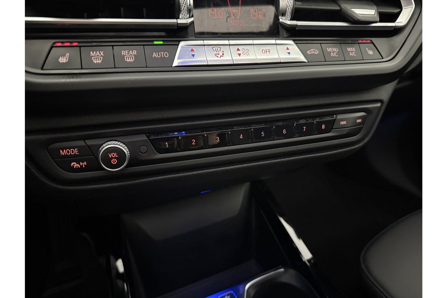 BMW 1-serie 118i M-Sport 141PK  Pano Carplay Sfeer Virtual LED Clima Camera Cruise Navi Memory-Seat PDC 17"LMV