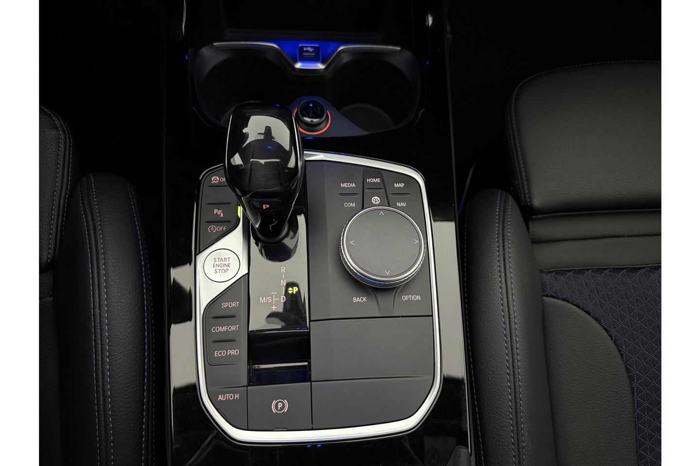BMW 1-serie 118i M-Sport 141PK  Pano Carplay Sfeer Virtual LED Clima Camera Cruise Navi Memory-Seat PDC 17"LMV