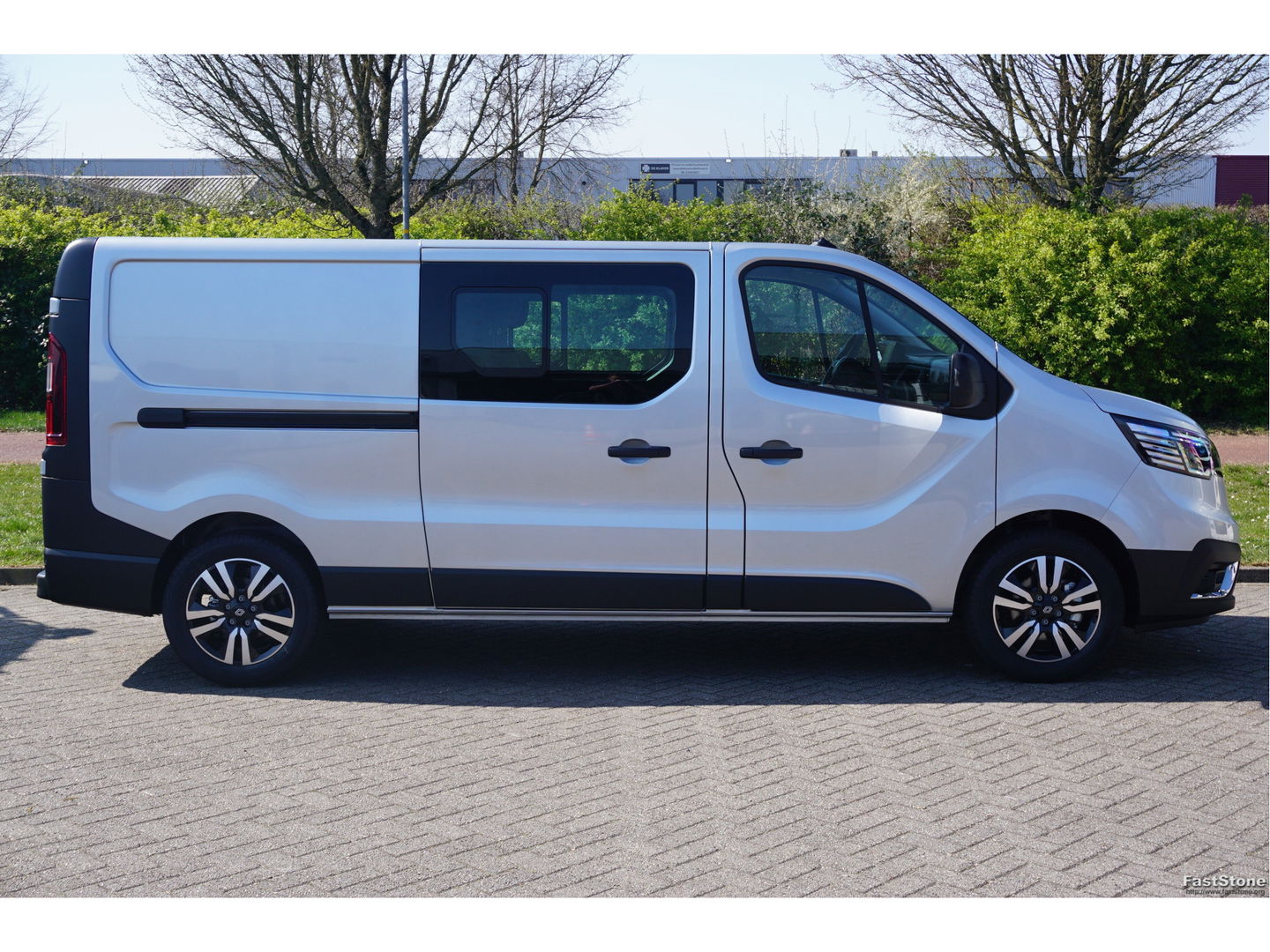 Renault Trafic 170PK L2H1 DC EDC AUT BPM VRIJ!! Navi, Climate, Cruise, LED 17' LM Velg!! NR. 606