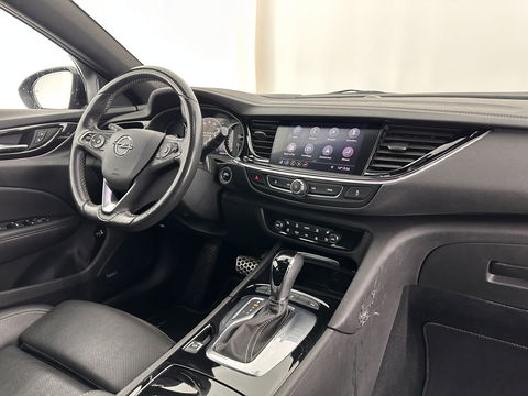 Opel Insignia Sports Tourer 2.0 Turbo GS-Sport-Line Aut. *FULL-LEATHER | BOSE-SOUND | HEAD-UP | ADAPT.CRUISE | FULL-LED | MEMORY-PACK | SPORT/HEATED/COOLED/MASSAGE-SEATS  | NAVI-FULLMAP | GREY-WRAPPED | KEYLESS | CAMERA | CARPLAY | LANE-ASSIST