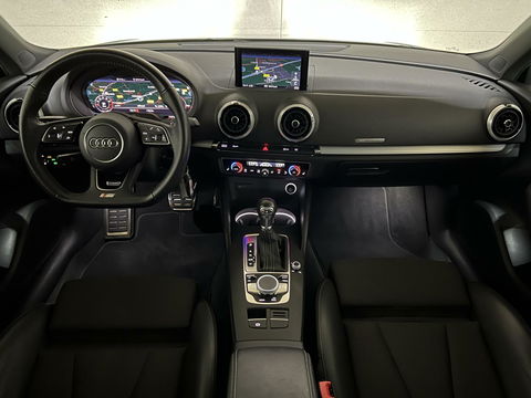 Audi A3 Sportback 35 TFSI 150PK S-Line Black Edition Virtual