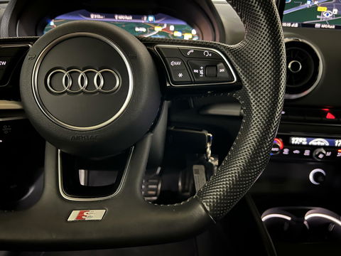 Audi A3 Sportback 35 TFSI 150PK S-Line Black Edition Virtual