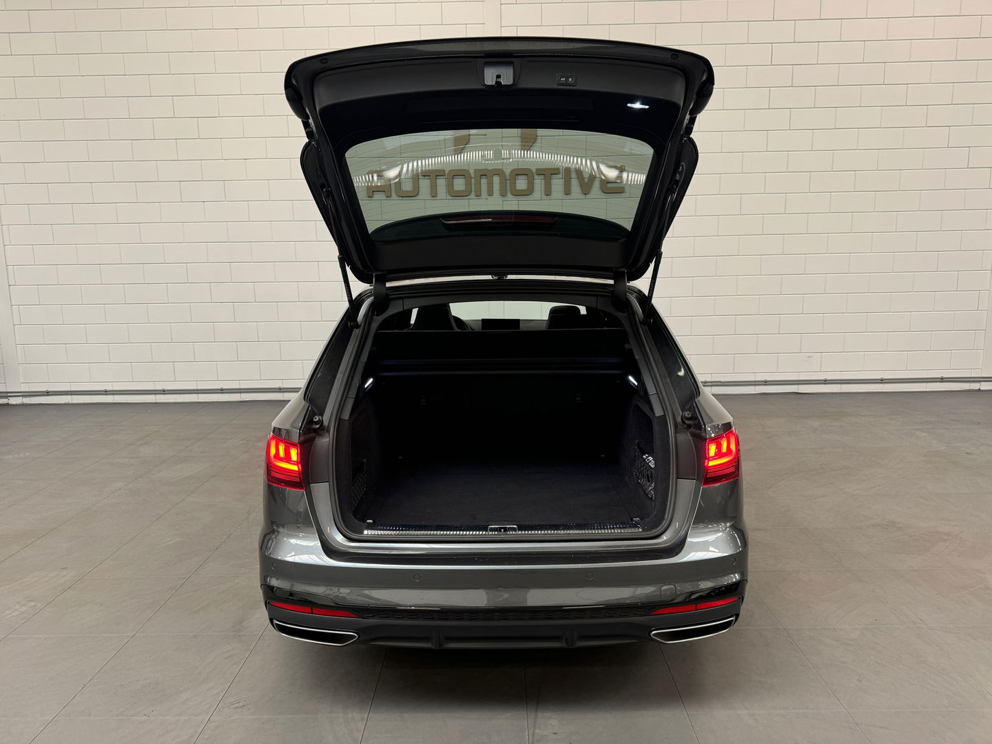 Audi A4 Avant 40 TFSI 3X S-Line|Pano|RS Seat|Keyl|B&O|Headup