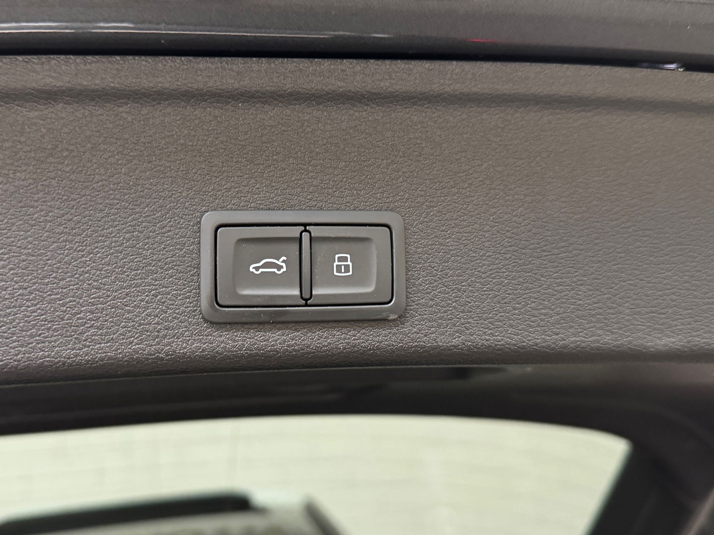 Audi A4 Avant 40 TFSI 3X S-Line|Pano|RS Seat|Keyl|B&O|Headup