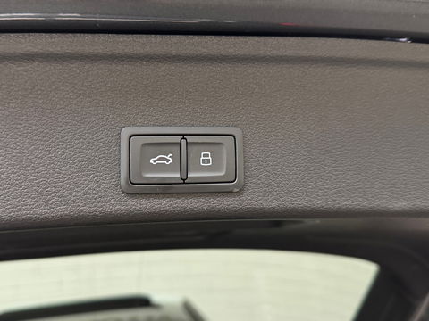 Audi A4 Avant 40 TFSI 3X S-Line|Pano|RS Seat|Keyl|B&O|Headup