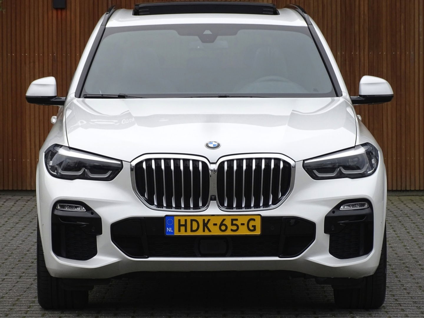 BMW X5 45e 394PK / M-Sport / Skylounge / Harman Kardon / LED