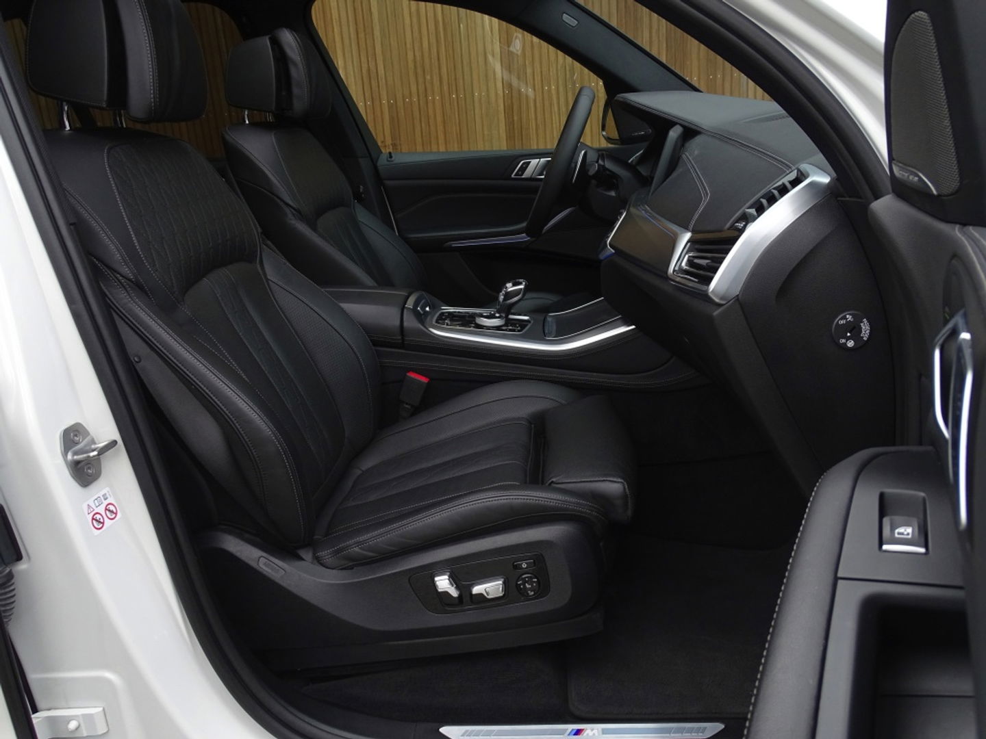 BMW X5 45e 394PK / M-Sport / Skylounge / Harman Kardon / LED