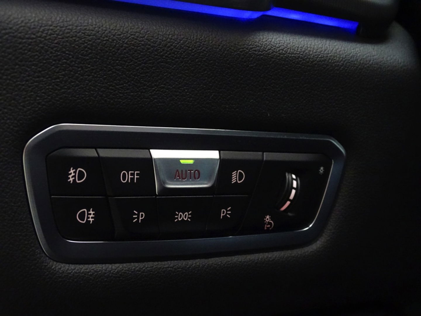 BMW X5 45e 394PK / M-Sport / Skylounge / Harman Kardon / LED