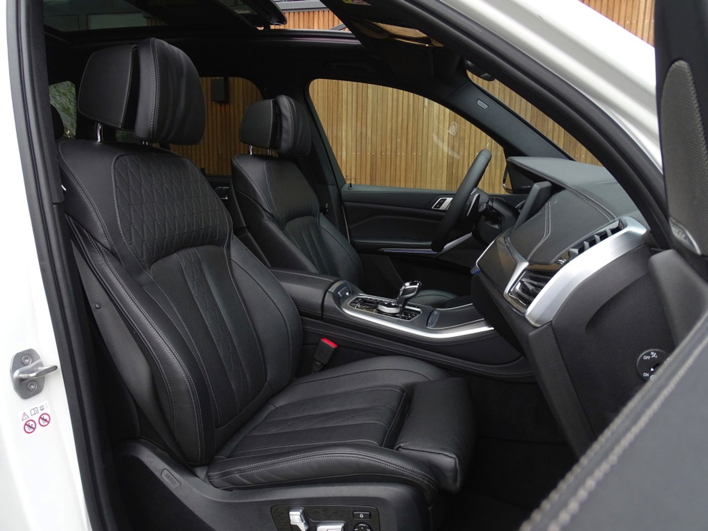 BMW X5 45e 394PK / M-Sport / Skylounge / Harman Kardon / LED
