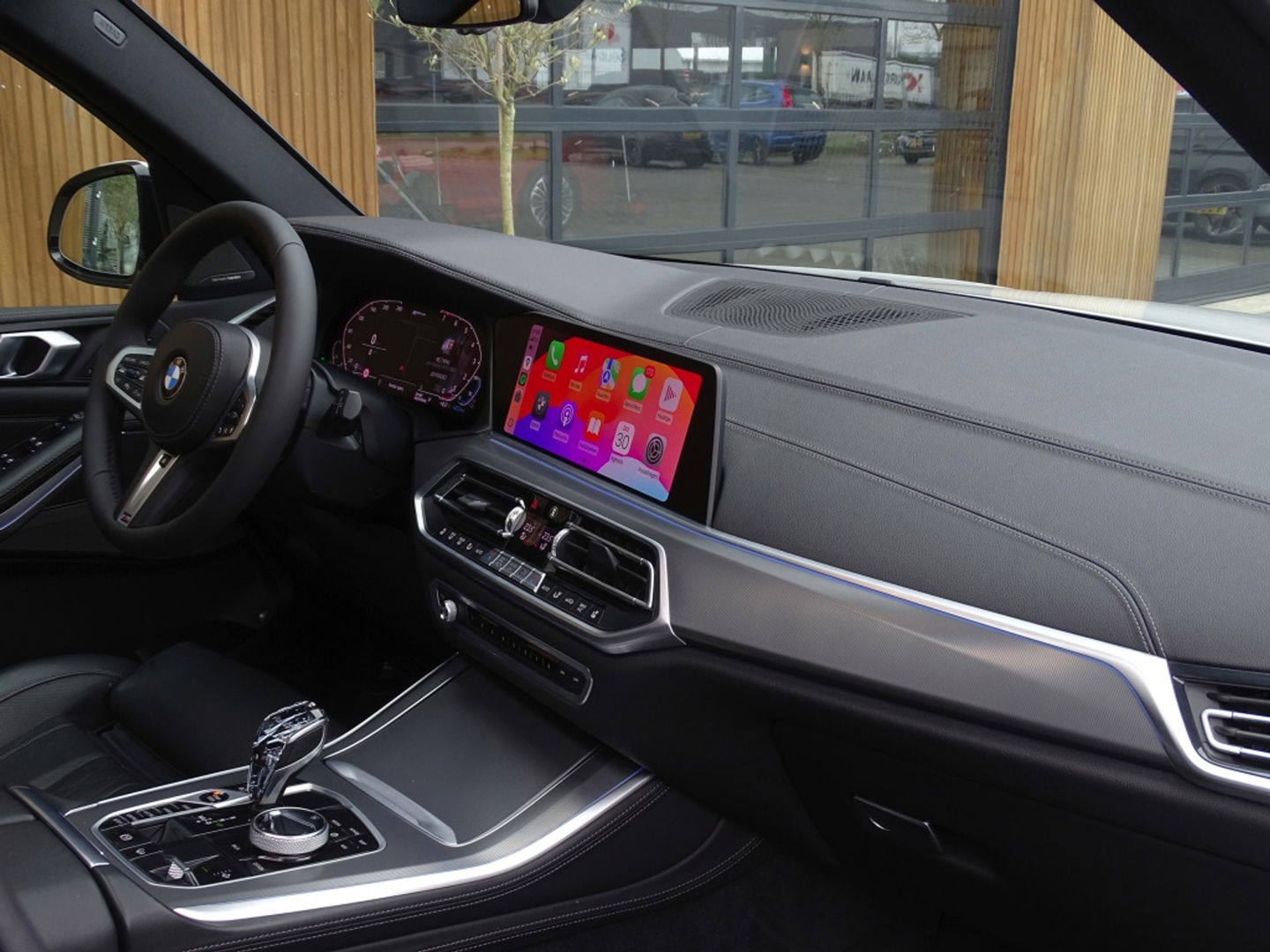 BMW X5 45e 394PK / M-Sport / Skylounge / Harman Kardon / LED