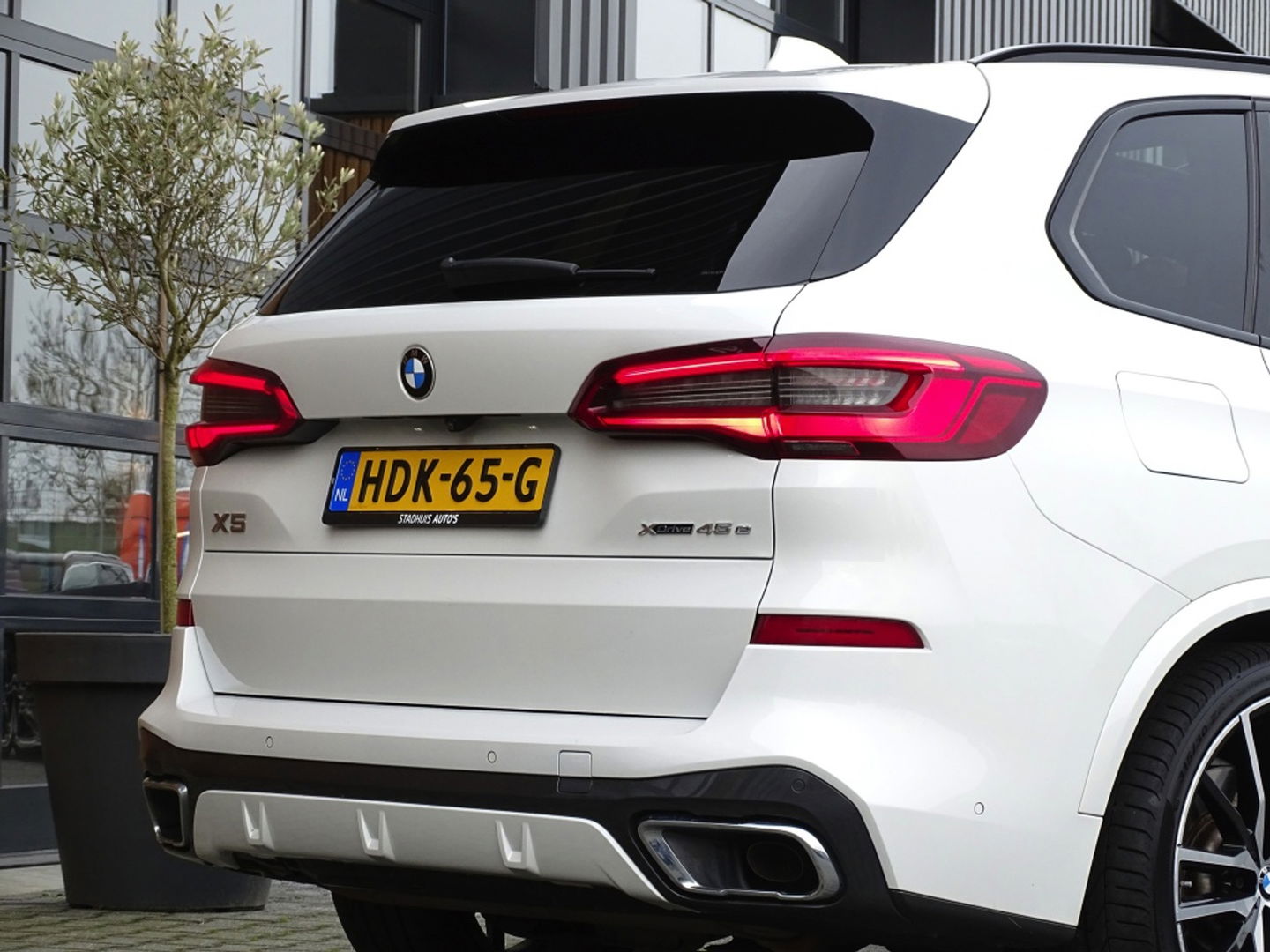 BMW X5 45e 394PK / M-Sport / Skylounge / Harman Kardon / LED