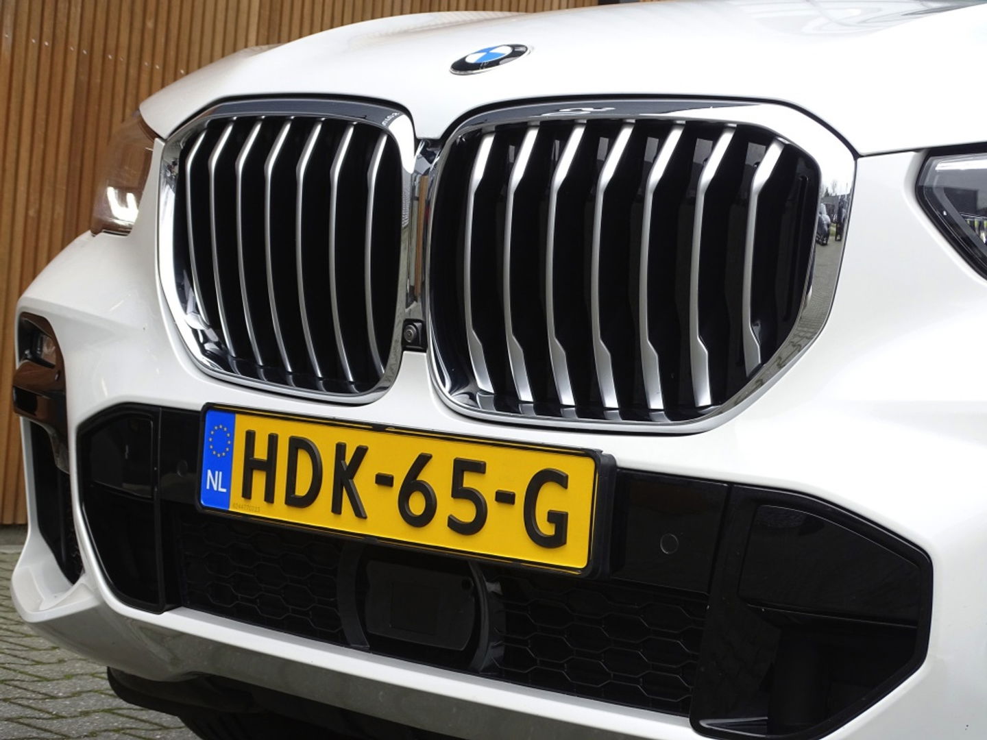 BMW X5 45e 394PK / M-Sport / Skylounge / Harman Kardon / LED
