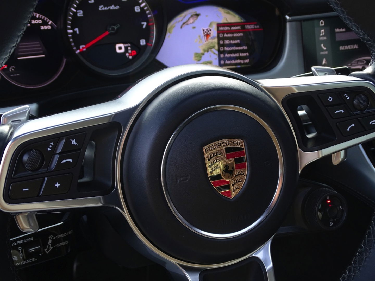 Porsche Panamera 4.0 V8 Turbo 550PK / Sport chrono / Alcantara / Bose / LED