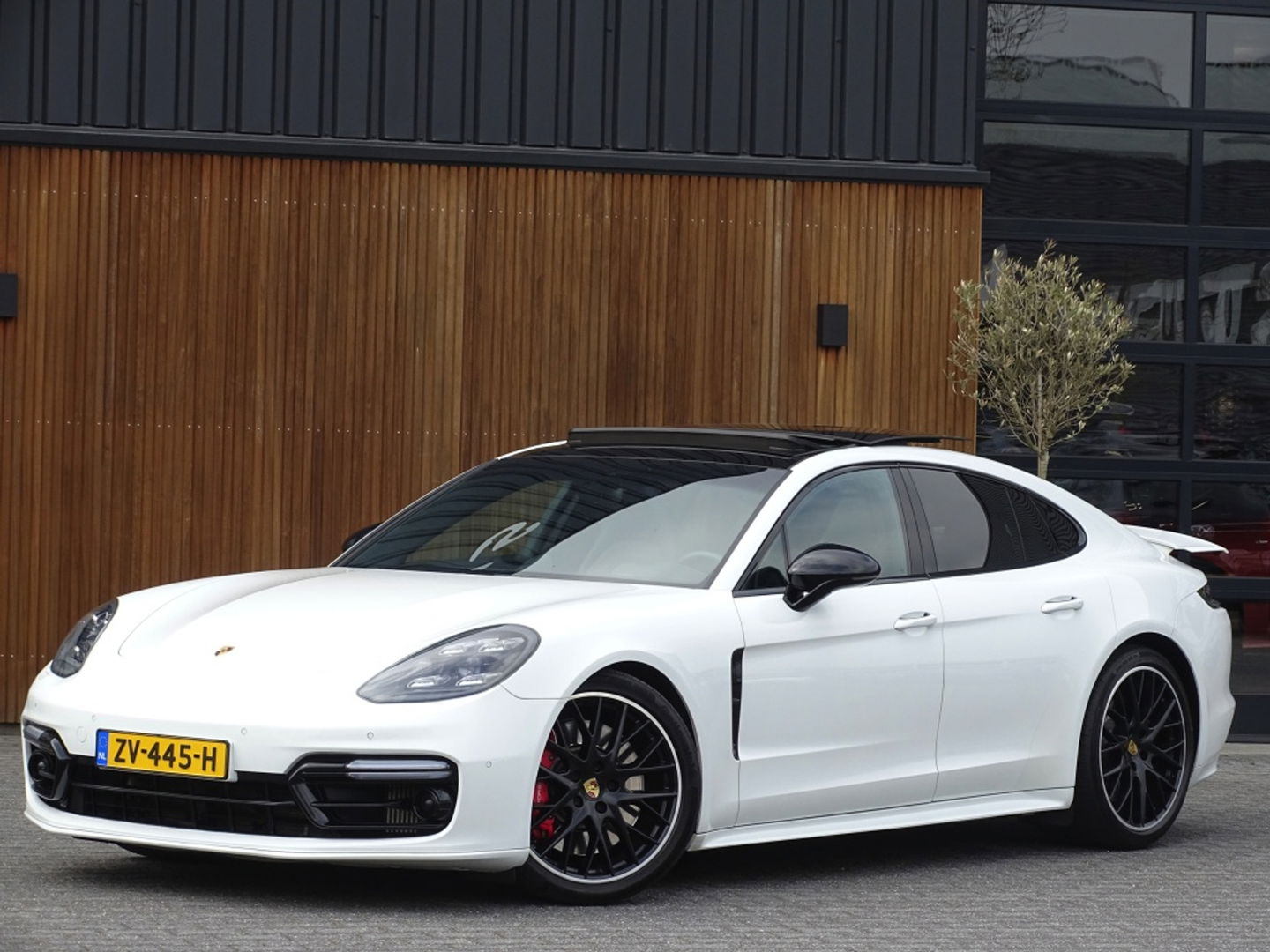 Porsche Panamera 4.0 V8 Turbo 550PK / Sport chrono / Alcantara / Bose / LED