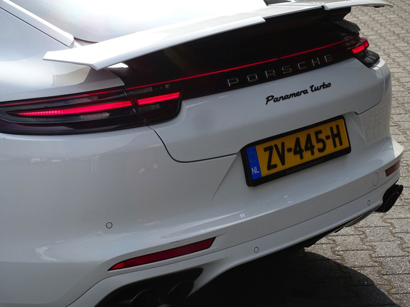Porsche Panamera 4.0 V8 Turbo 550PK / Sport chrono / Alcantara / Bose / LED