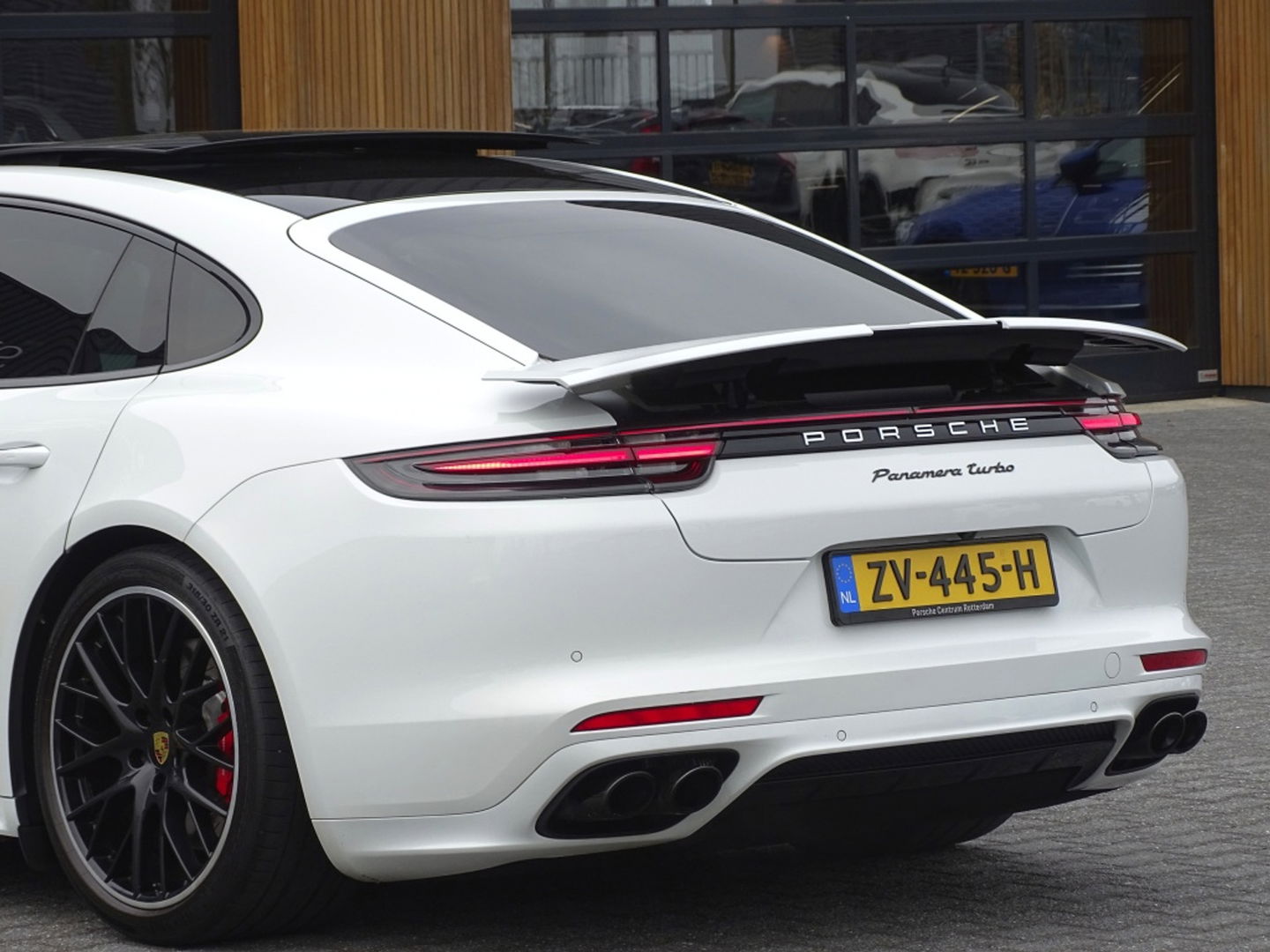 Porsche Panamera 4.0 V8 Turbo 550PK / Sport chrono / Alcantara / Bose / LED