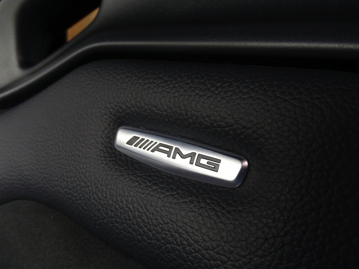 Mercedes-Benz C-Klasse C450 AMG 368PK AMG Ed. 1 / 4-Matic / Burmester / LED