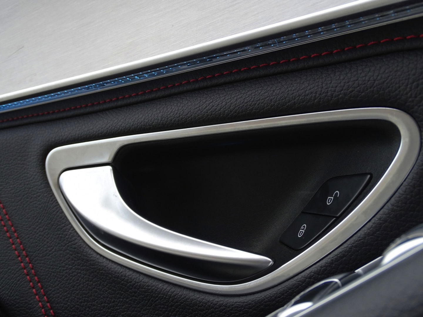 Mercedes-Benz C-Klasse C450 AMG 368PK AMG Ed. 1 / 4-Matic / Burmester / LED