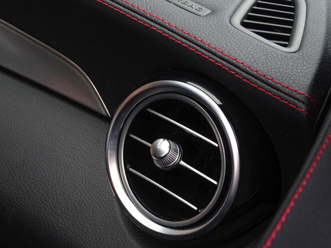 Mercedes-Benz C-Klasse C450 AMG 368PK AMG Ed. 1 / 4-Matic / Burmester / LED