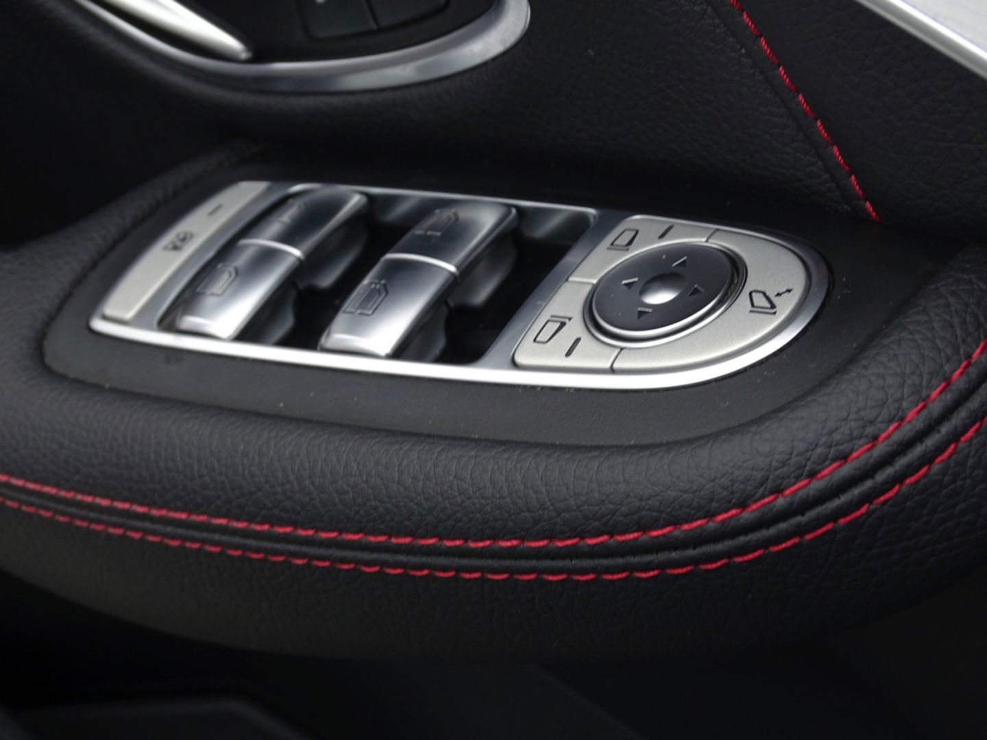 Mercedes-Benz C-Klasse C450 AMG 368PK AMG Ed. 1 / 4-Matic / Burmester / LED