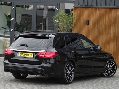 Mercedes-Benz C-Klasse C450 AMG 368PK AMG Ed. 1 / 4-Matic / Burmester / LED