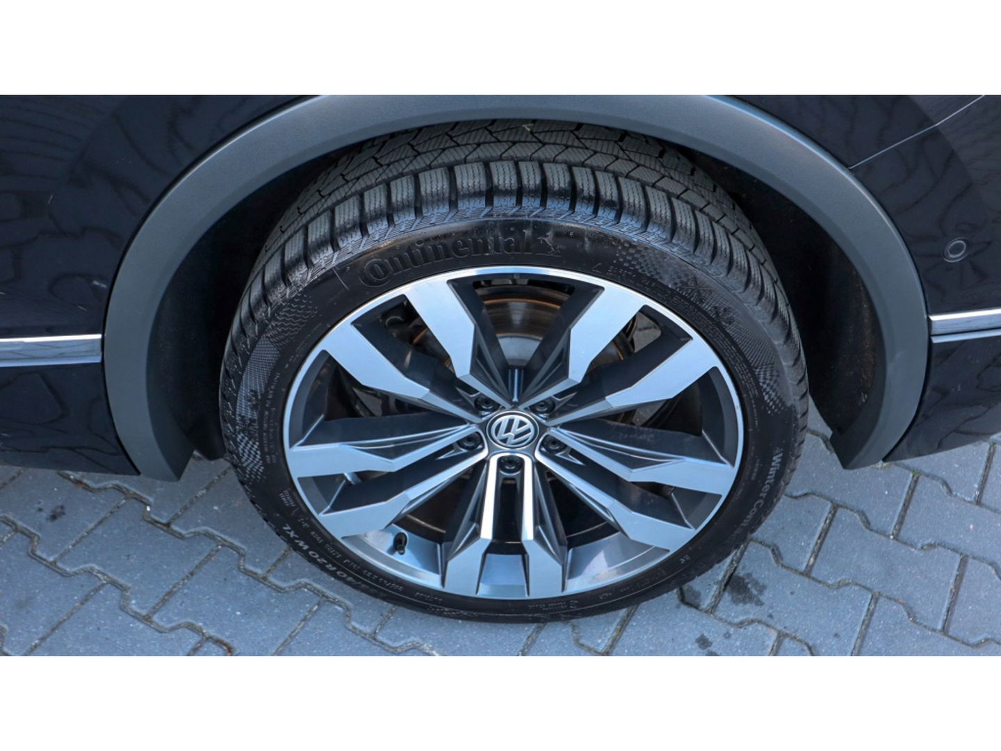 Volkswagen Tiguan Allspace 1.5 TSI HL Bus. R. | 3X R-Line | Trekhaak | Pano VERKOCHT