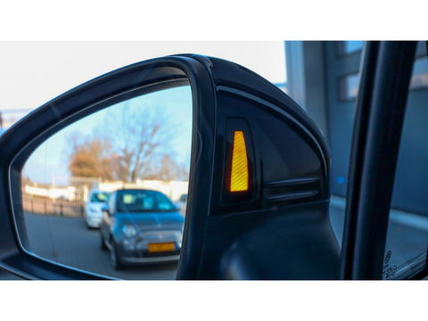 Volkswagen Tiguan Allspace 1.5 TSI HL Bus. R. | 3X R-Line | Trekhaak | Pano VERKOCHT