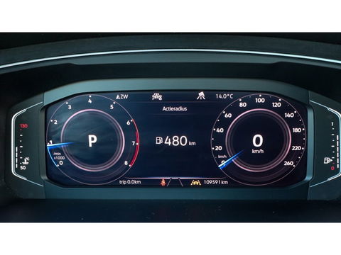 Volkswagen Tiguan Allspace 1.5 TSI HL Bus. R. | 3X R-Line | Trekhaak | Pano VERKOCHT