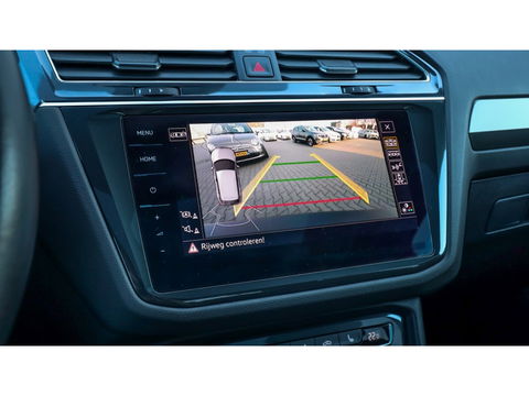 Volkswagen Tiguan Allspace 1.5 TSI HL Bus. R. | 3X R-Line | Trekhaak | Pano VERKOCHT