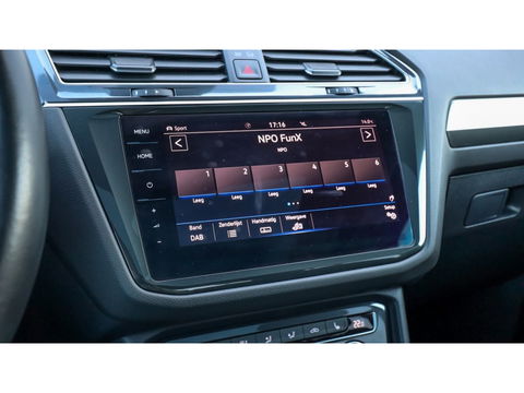 Volkswagen Tiguan Allspace 1.5 TSI HL Bus. R. | 3X R-Line | Trekhaak | Pano VERKOCHT