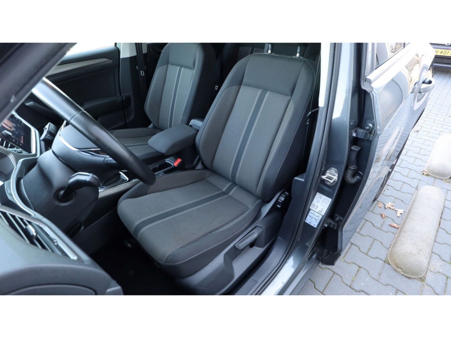 Volkswagen T-Roc 1.5 TSI Sport | Led Koplampen | Apple Android | Adaptief cruise
