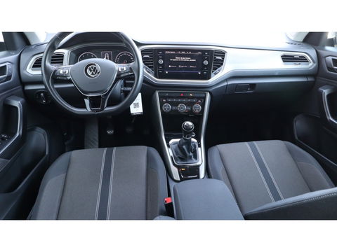 Volkswagen T-Roc 1.5 TSI Sport | Led Koplampen | Apple Android | Adaptief cruise