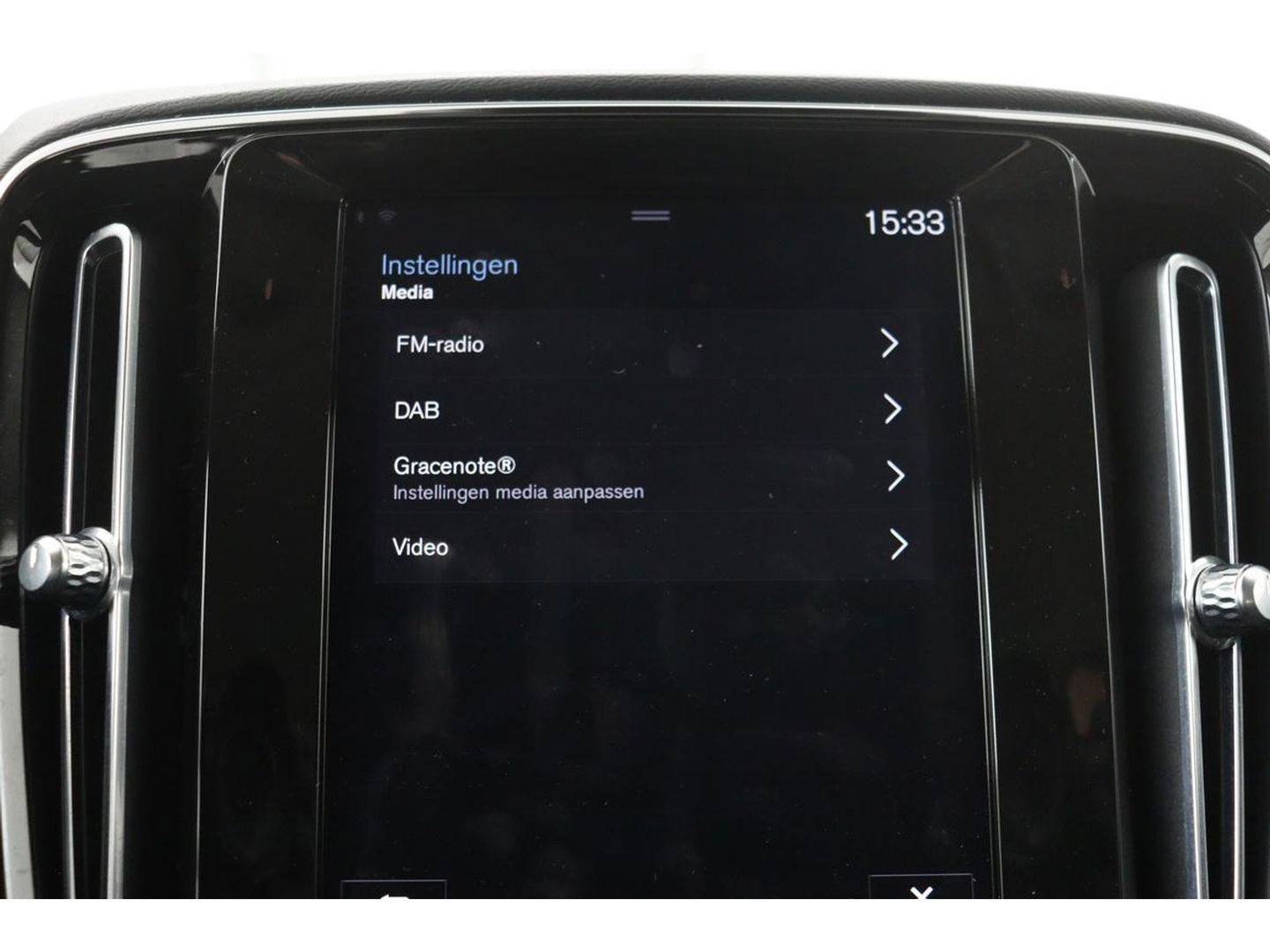 Volvo XC40 1.5 T2 Business Pro | Adaptive cruise | Stoel & stuurverwarming | Carplay | Camera | Navigatie | Full LED | Dodehoek detectie | Keyless | Climate control | PDC | Bluetooth
