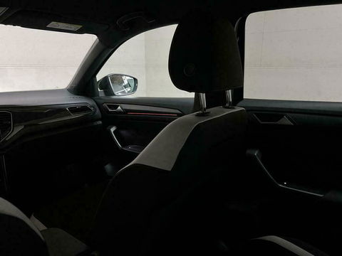 Volkswagen T-Roc 1.5 TSI Sport R-Line Pano CarPlay ACC NAP