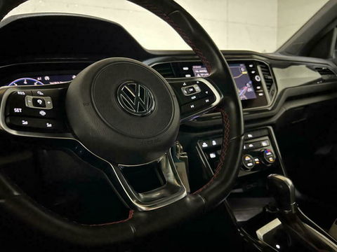 Volkswagen T-Roc 1.5 TSI Sport R-Line Pano CarPlay ACC NAP