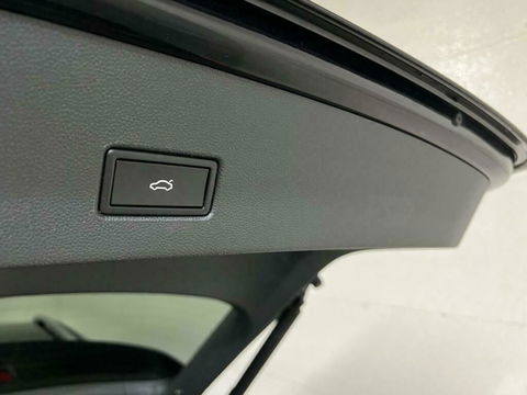 Volkswagen T-Roc 1.5 TSI Sport R-Line Pano CarPlay ACC NAP