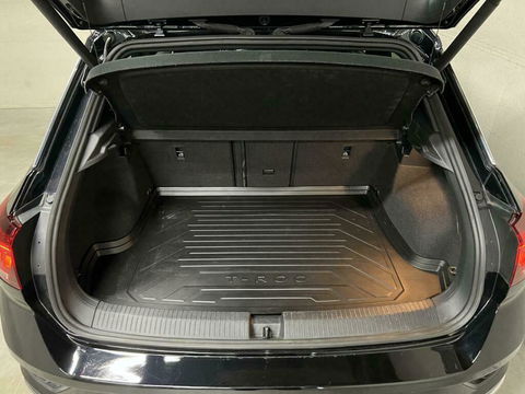 Volkswagen T-Roc 1.5 TSI Sport R-Line Pano CarPlay ACC NAP