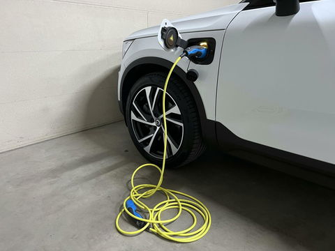 Volvo XC40 1.5 T5 Recharge R-Design Pano Navi Camera Cruise