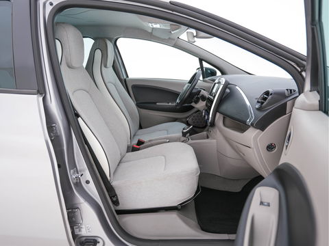 Renault ZOE Q210 Zen Quickcharge 22 kWh (ex Accu) [ 3-Fase ] Aut. *NAVI-FULLMAP | DIGI-COCKPIT | KEYLESS | CAMERA | COMFORT-SEATS | ECC | PDC | CRUISE | 17''ALU*