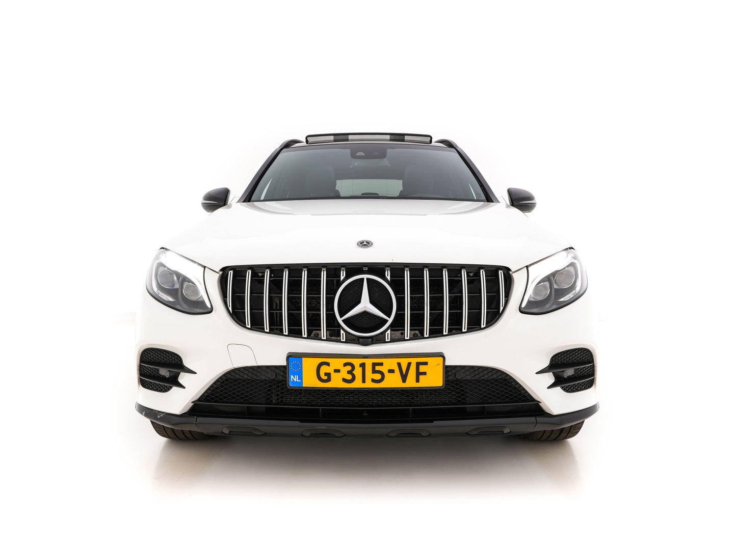 Mercedes-Benz GLC 250 4MATIC Premium AMG-Sportpack Aut. *PANO | LEATHER-MICROFIBRE | FULL-LED | BLINDSPOT | SPORT-SEATS | NAVI-FULLMAP | CAMERA | SHIFT-PADDLES | AMBIENT-LIGHT | HEATED-SEATS | TOWBAR | 19''ALU*