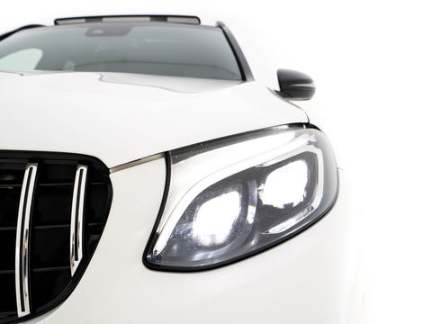 Mercedes-Benz GLC 250 4MATIC Premium AMG-Sportpack Aut. *PANO | LEATHER-MICROFIBRE | FULL-LED | BLINDSPOT | SPORT-SEATS | NAVI-FULLMAP | CAMERA | SHIFT-PADDLES | AMBIENT-LIGHT | HEATED-SEATS | TOWBAR | 19''ALU*