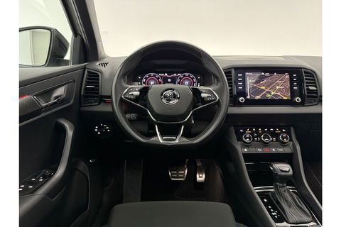 Škoda Karoq 1.5 TSI ACT 150PK Sportline Business Pano Sfeer Carplay Virtual Camera LED Clima Cruise Navi PDC 19''LMV